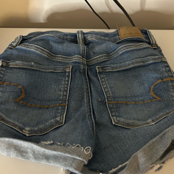 American eagle ripped denim shorts - Picture 2 of 5